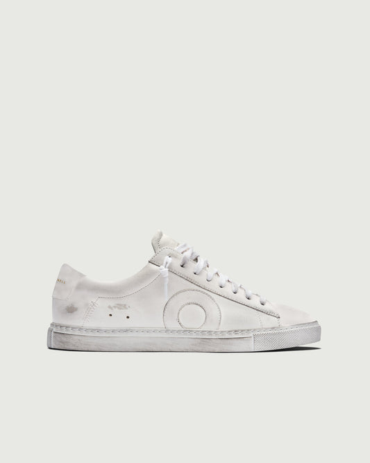 Low 1 | White Wall
