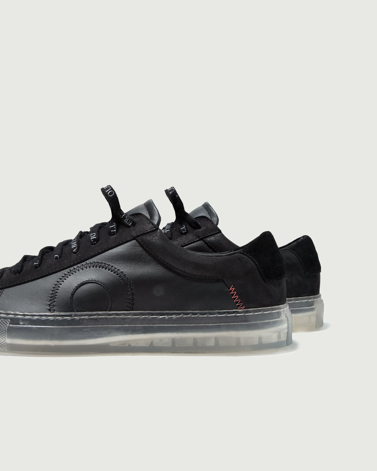 Low 1 | Black Ghost
