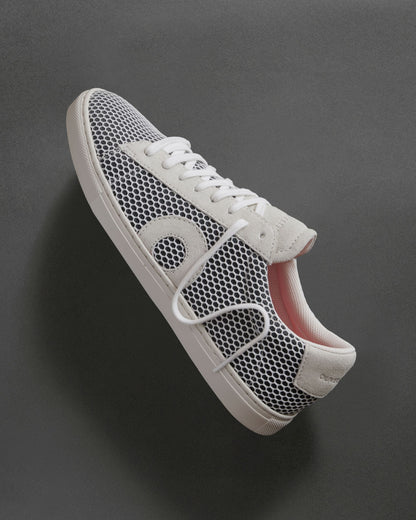 Low 1 | Carbon (Waterproof)